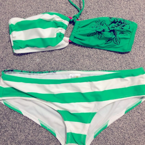 Cute body glove swim suit - Picture 1 of 2